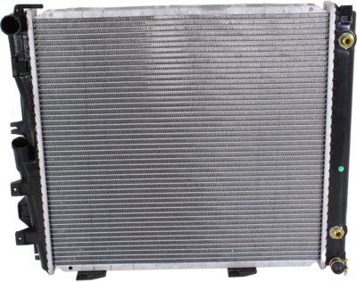 Mercedes Benz Radiator Replacement